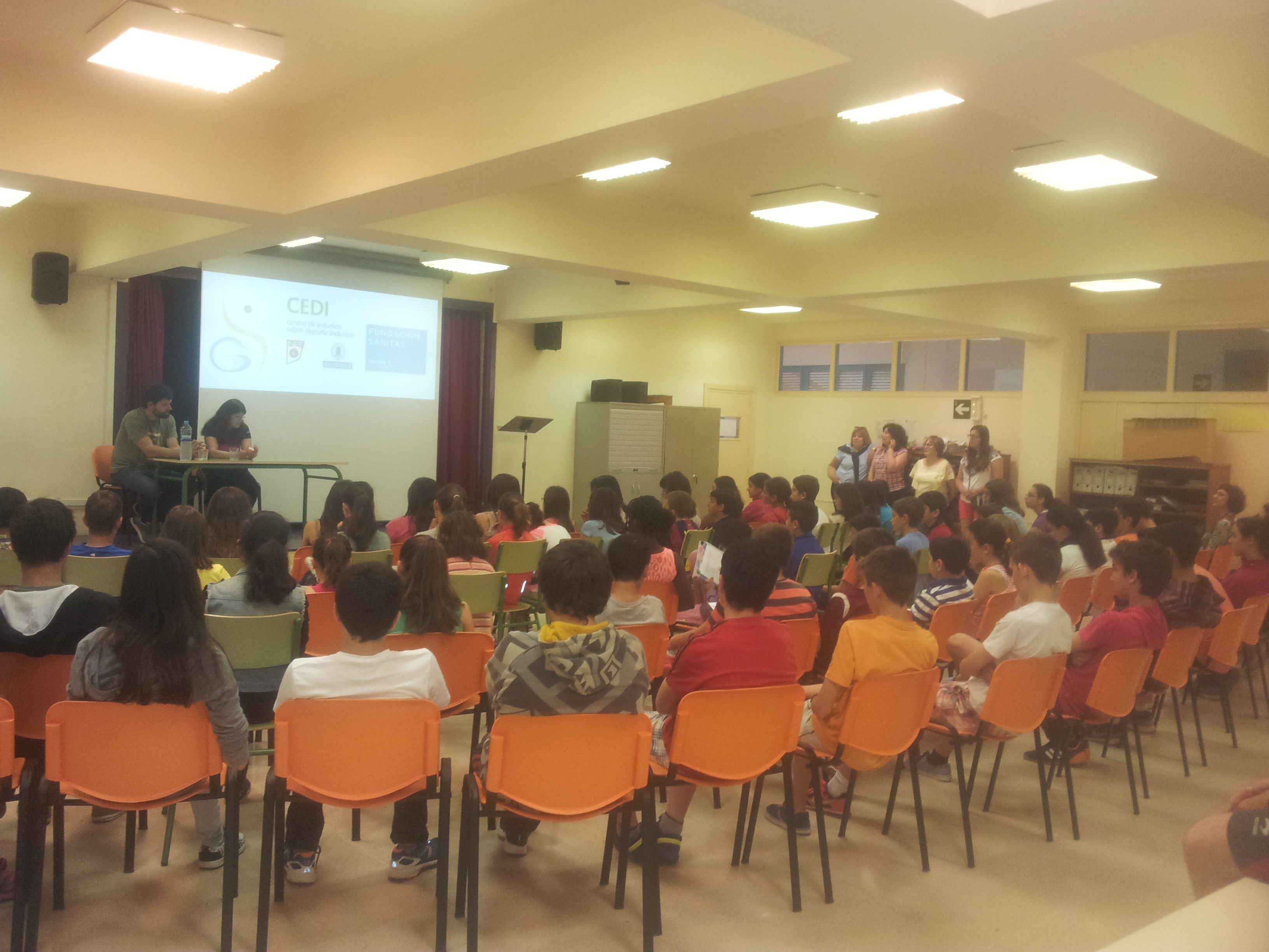 Laura Garc&iacute;a, en el programa DIE del colegio de Falces